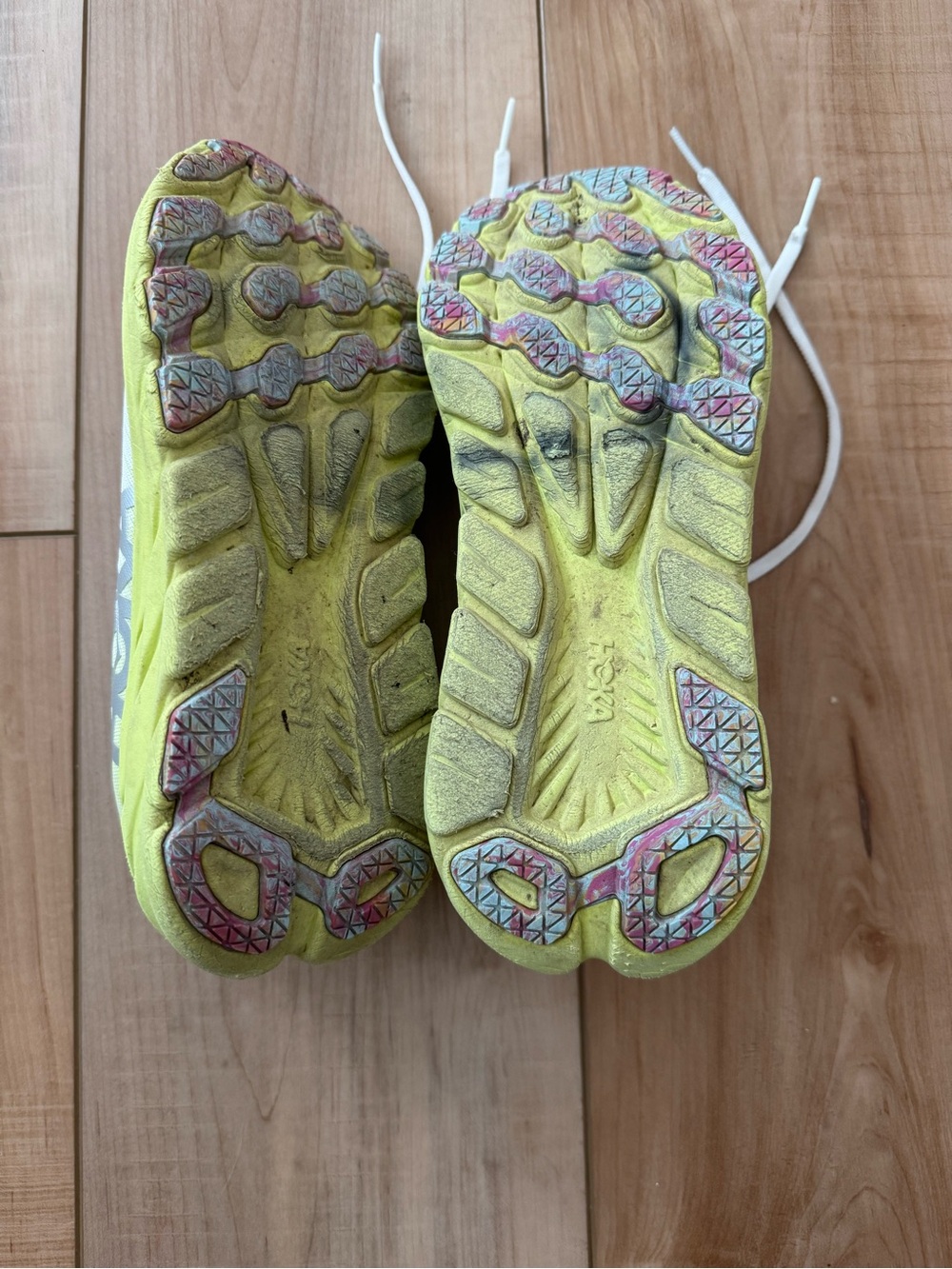 Hoka - Women’s Rincon 3 Running Shoes - Size 7.5 - Picture 6 of 7